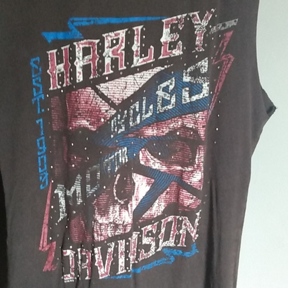 Women's distressed Small H-D - Picture 7 of 7